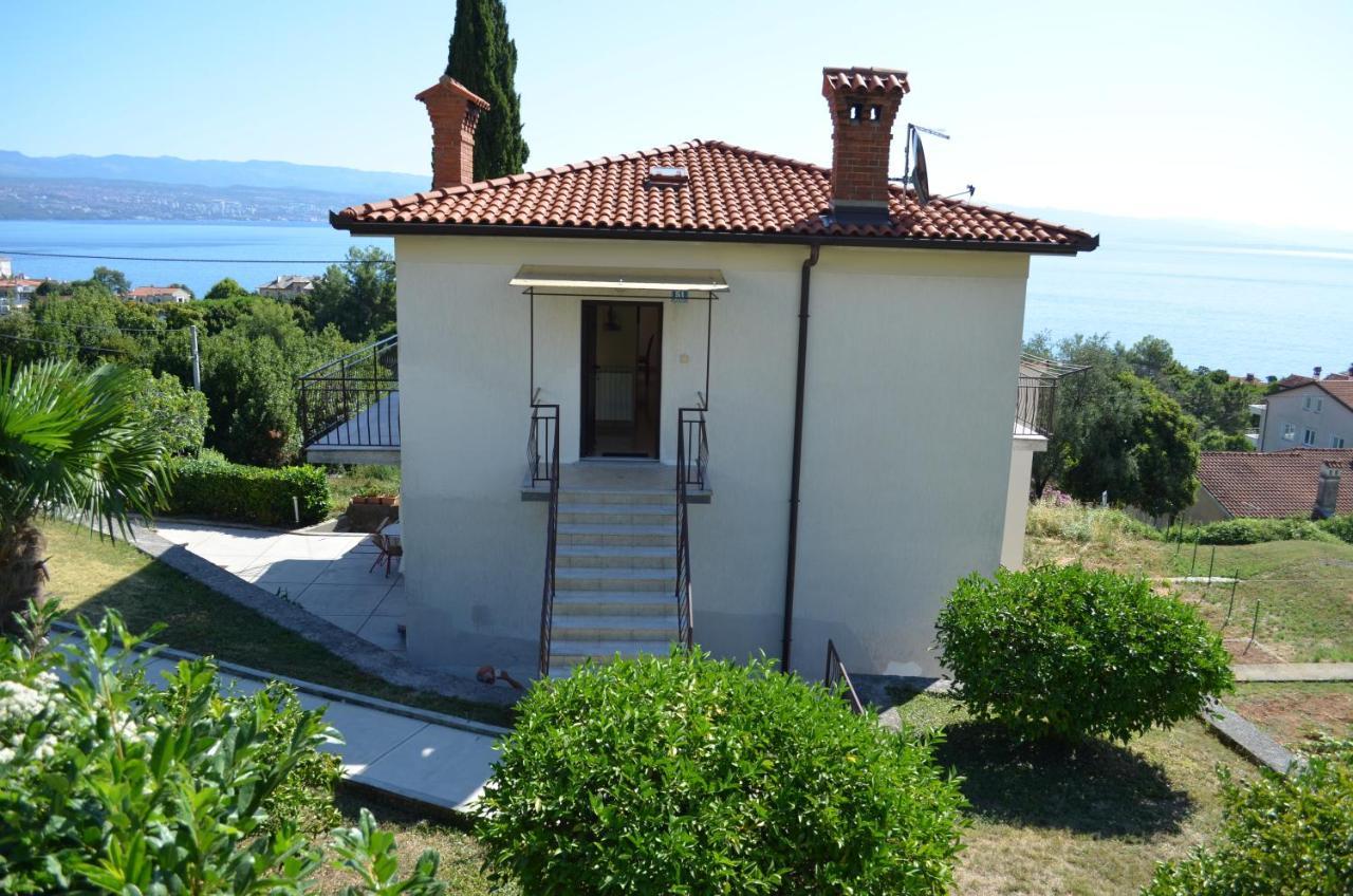 Apartman Fiore Laurana Esterno foto